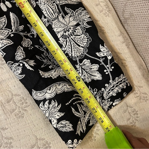 Talbots Pants 100% Linen Black White Floral Lined Tapered Art to Wear Boho Sz 6 - Picture 9 of 9